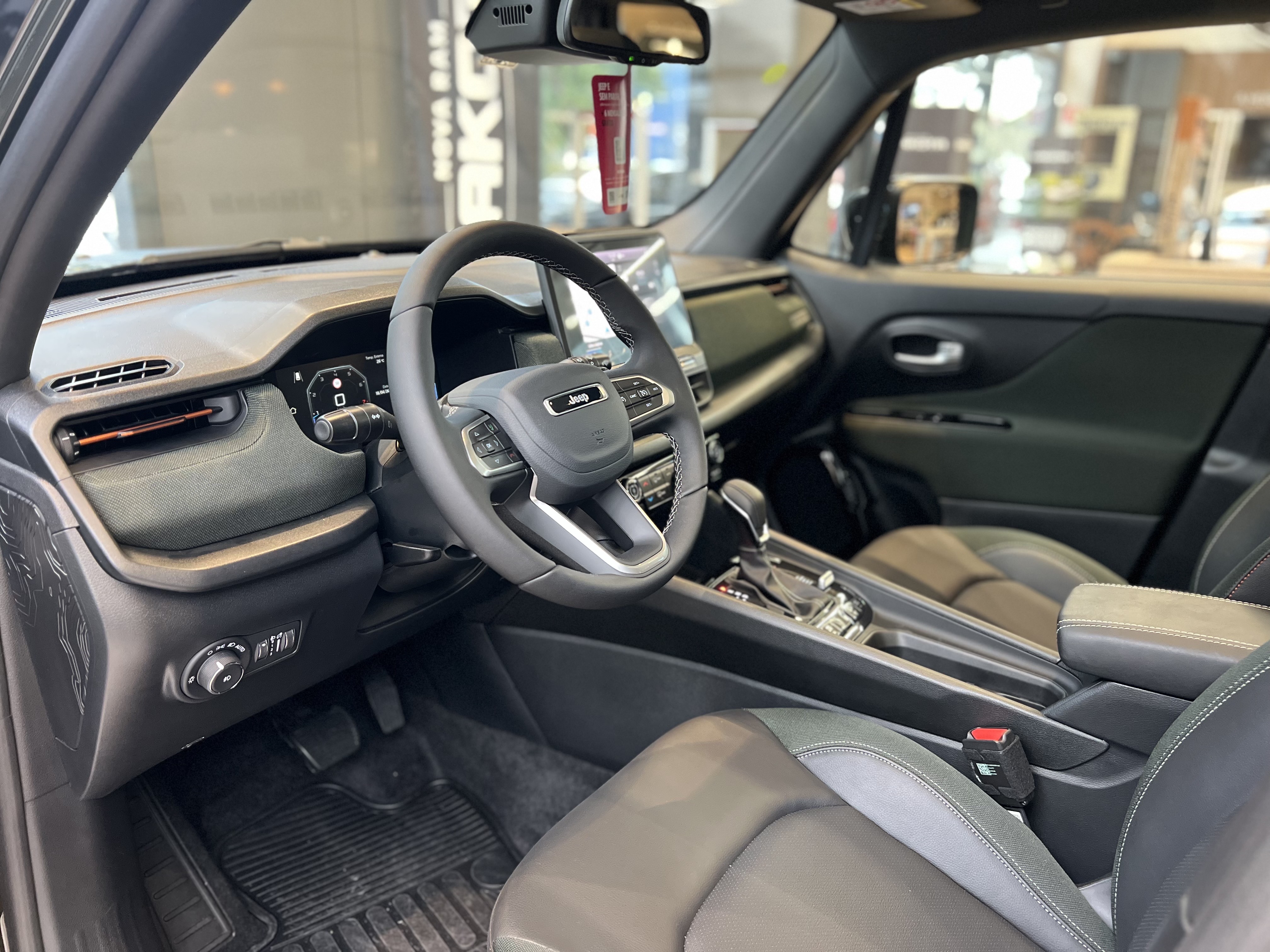 Jeep-RENEGADE-1.3 T270 TURBO FLEX WILLYS 4X4 AT9