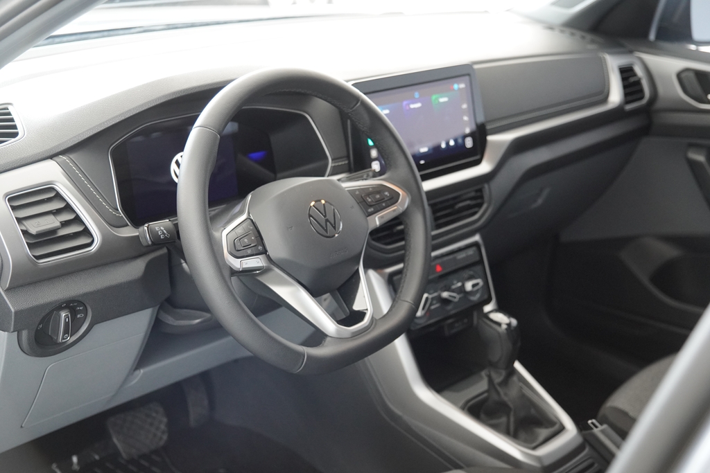 T-CROSS 1.0 200 TSI TOTAL FLEX AUTOMÁTICO10