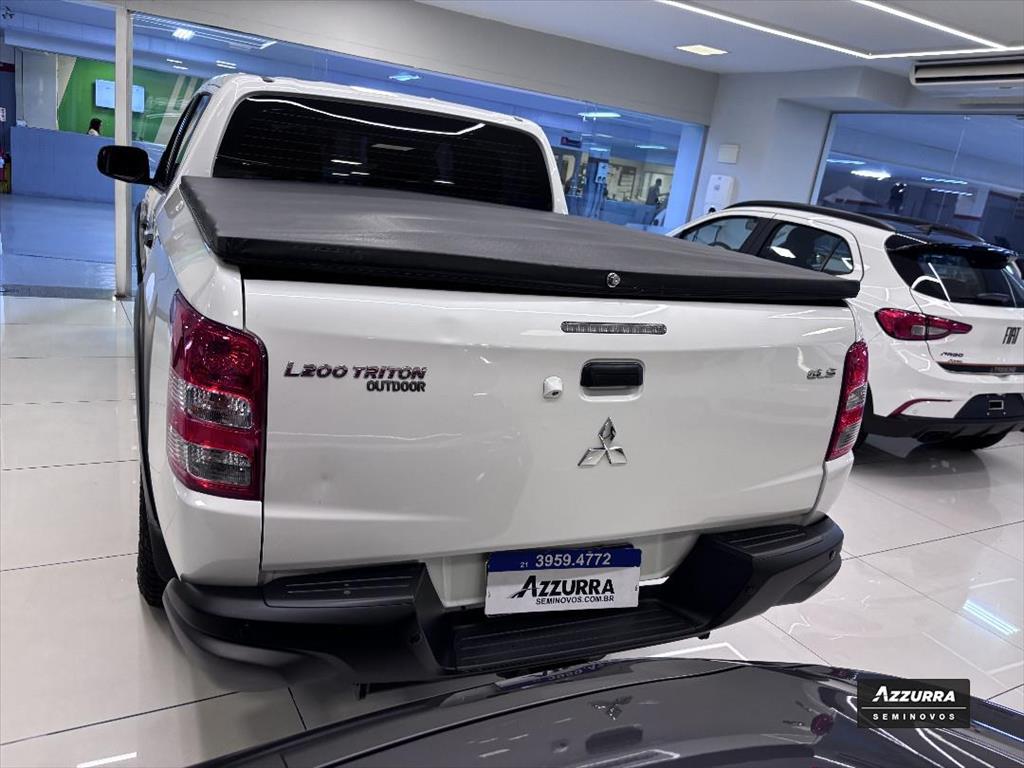 L200 TRITON 2.4 16V TURBO DIESEL GLS CD 4X4 AUTOMÁTICO