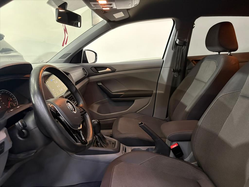T-CROSS 1.0 200 TSI TOTAL FLEX AUTOMÁTICO1
