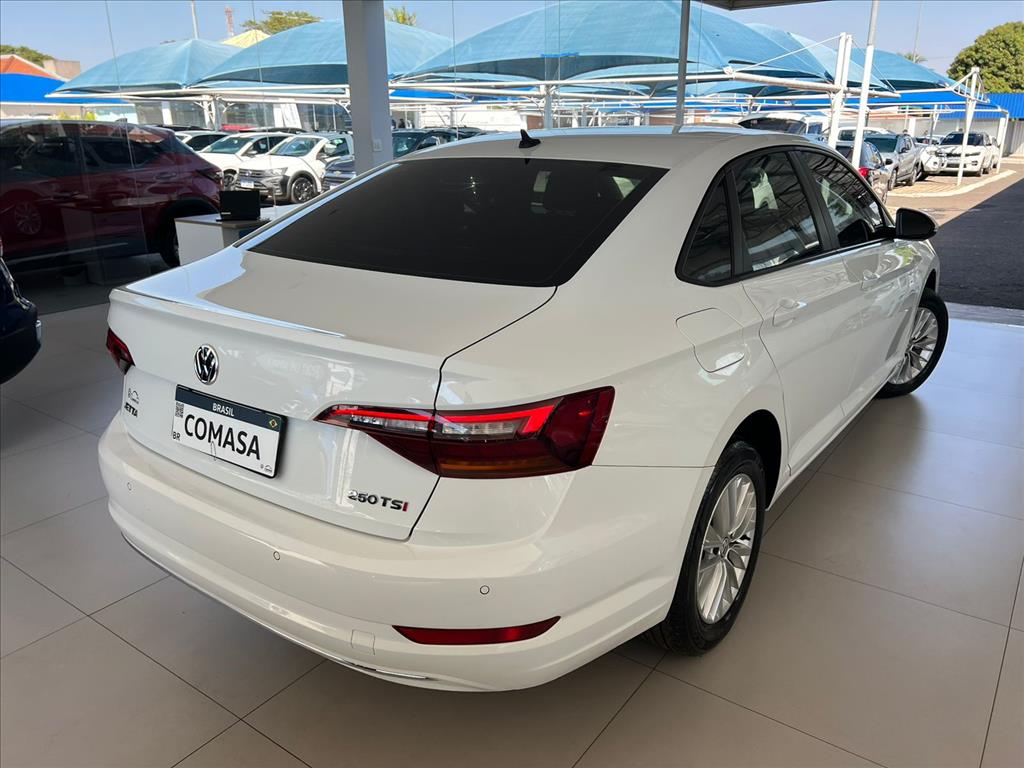 JETTA 1.4 250 TSI TOTAL FLEX COMFORTLINE TIPTRONIC5
