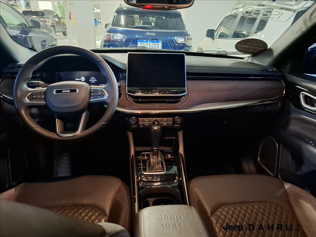 COMMANDER 1.3 T270 TURBO FLEX OVERLAND AT67