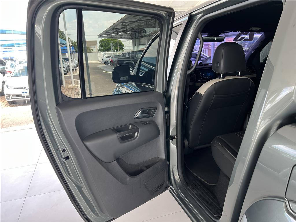 AMAROK 3.0 V6 TDI DIESEL HIGHLINE CD 4MOTION AUTOMÁTICO16