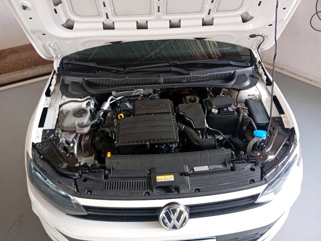 Volkswagen Polo 1.6 MSI Total Flex Manual - foto 2