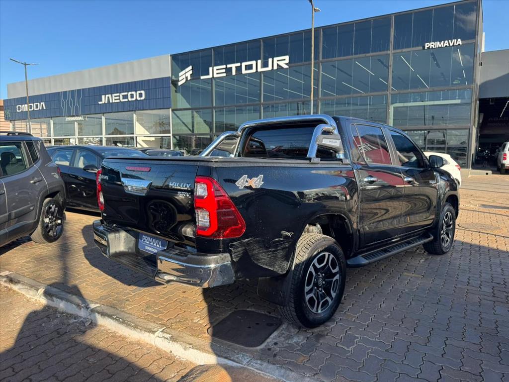 HILUX 2.8 D-4D TURBO DIESEL CD SRV 4X4 AUTOMÁTICO3