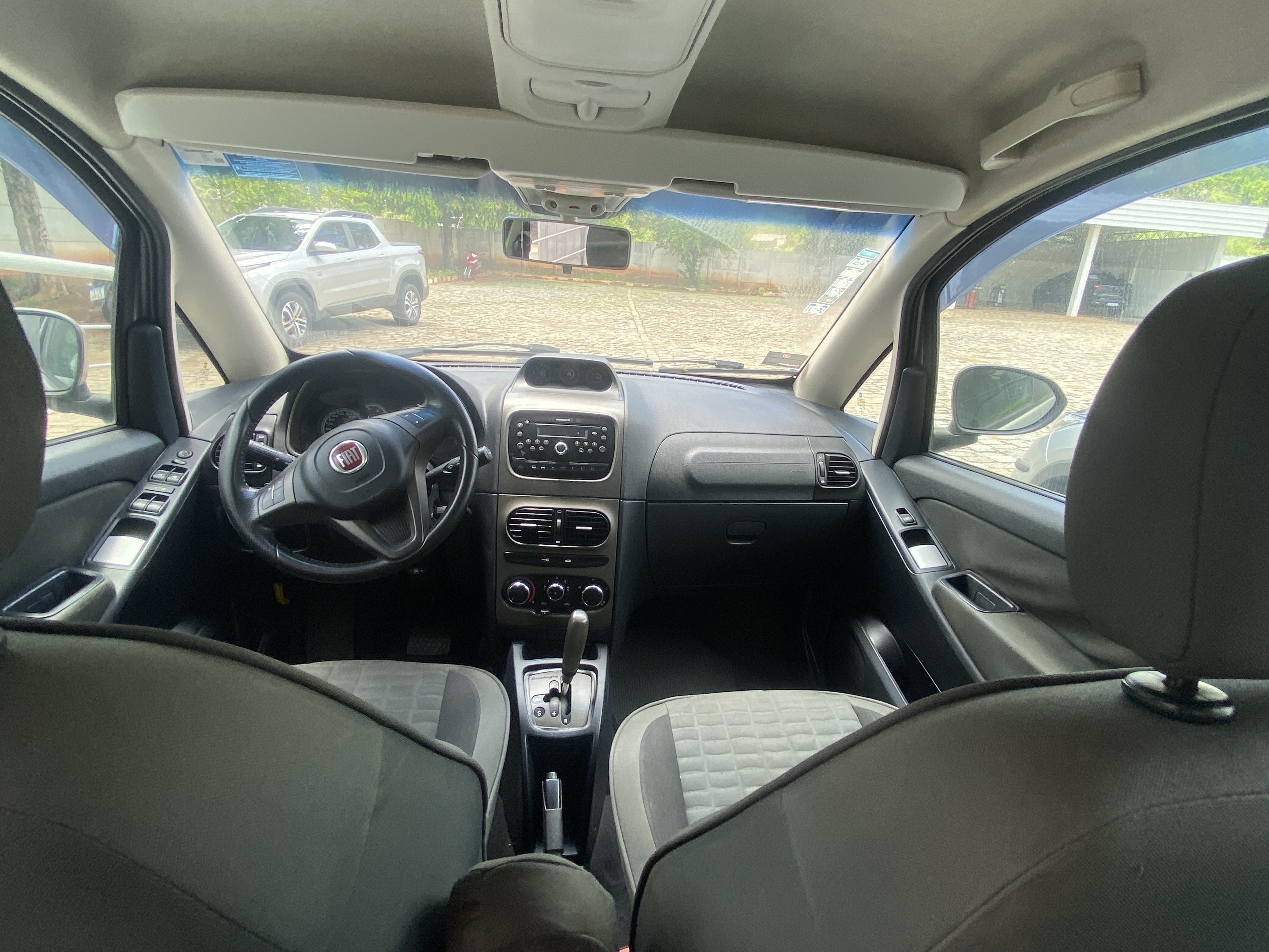 IDEA 1.8 MPI ADVENTURE 16V FLEX 4P MANUAL11