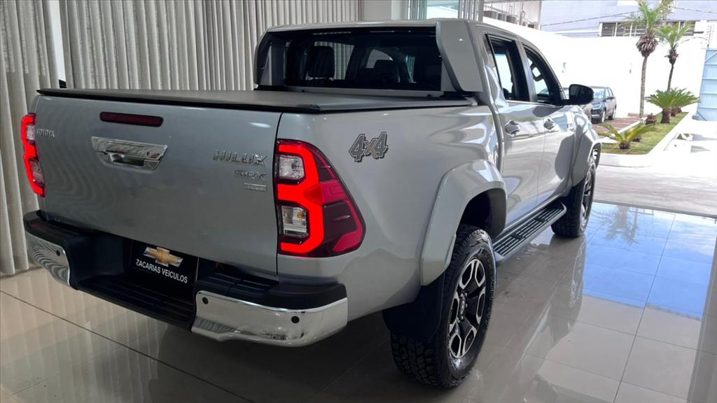 HILUX 2.8 D-4D TURBO DIESEL CD SRX 4X4 AUTOMÁTICO