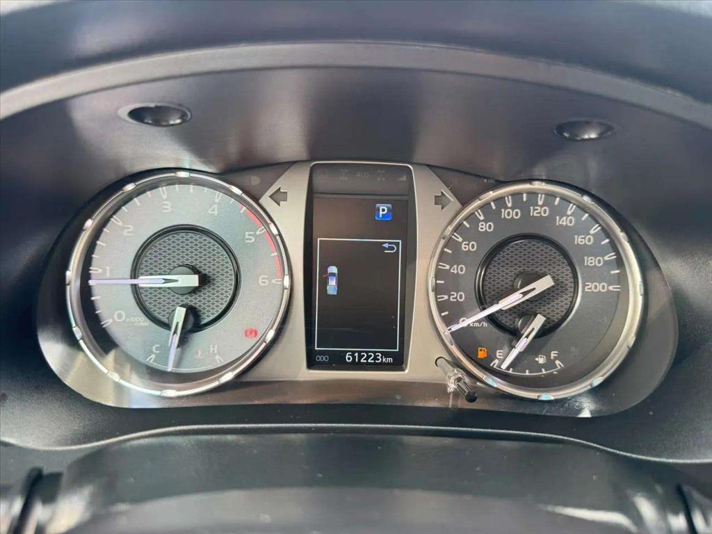 HILUX 2.8 D-4D TURBO DIESEL CD SRV 4X4 AUTOMÁTICO6