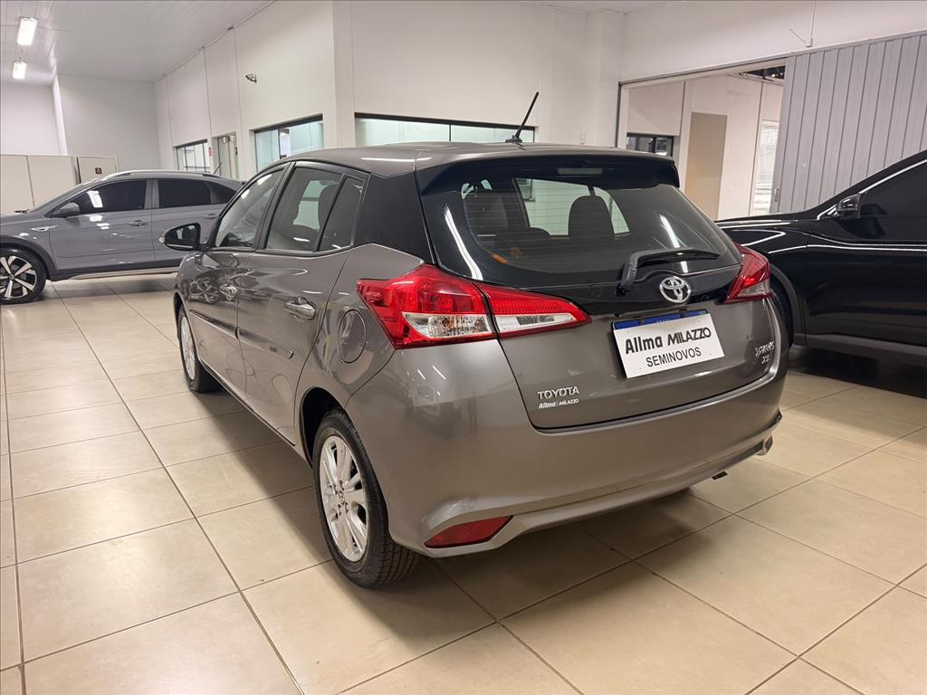 YARIS 1.3 16V FLEX XL PLUS TECH MULTIDRIVE8