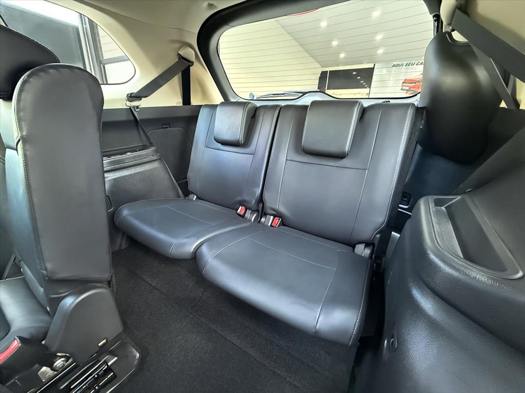 Mitsubishi Outlander - 3.0 MIVEC V6 GASOLINA HPE-S AWD AUTOMÁTICO