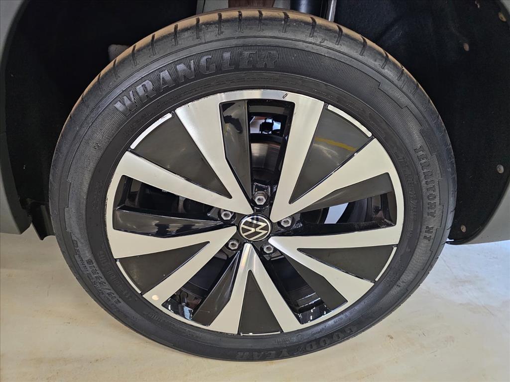 TAOS 1.4 250 TSI TOTAL FLEX HIGHLINE AUTOMÁTICO14
