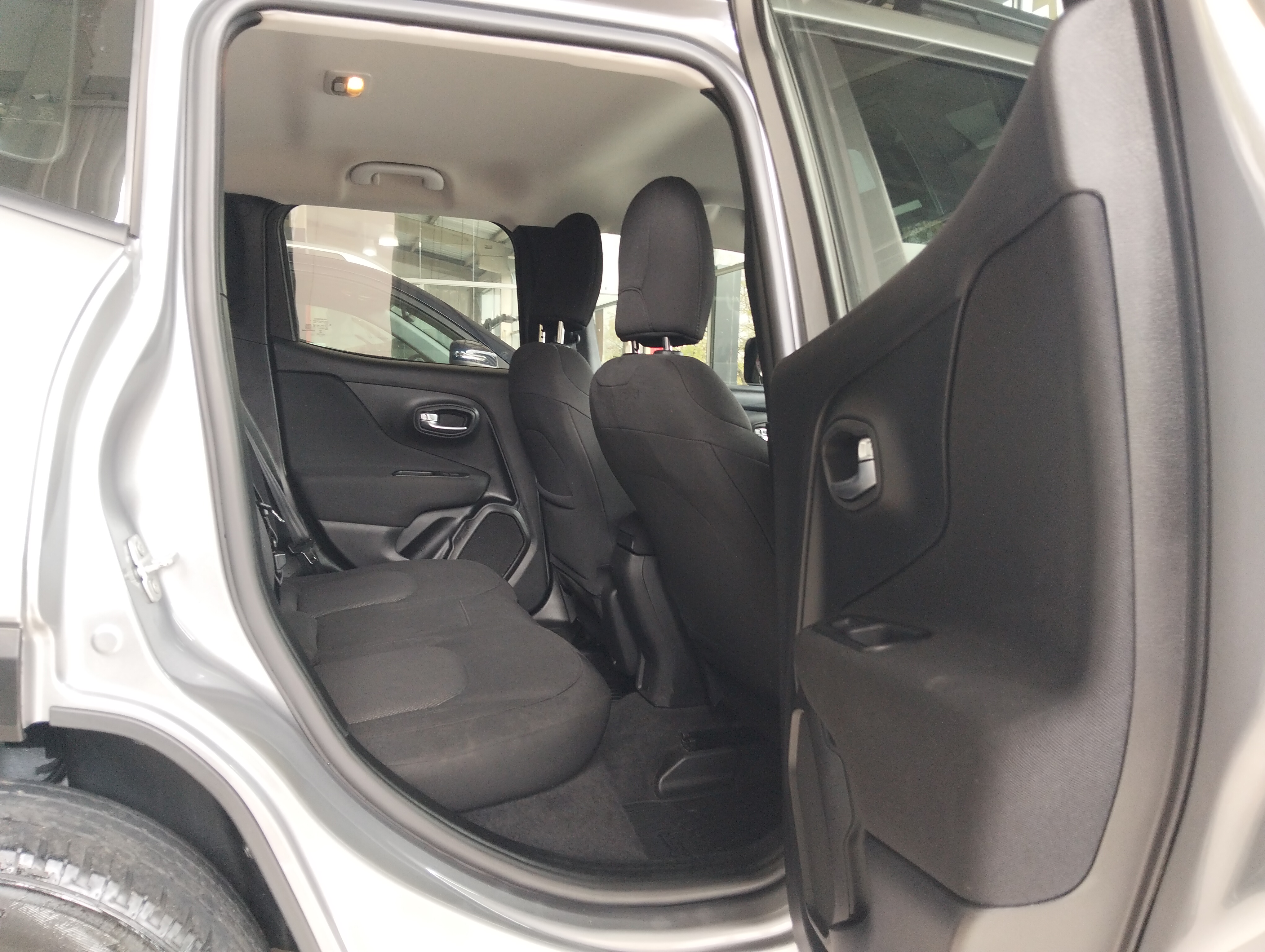 RENEGADE 1.8 16V FLEX 4P AUTOMÁTICO10