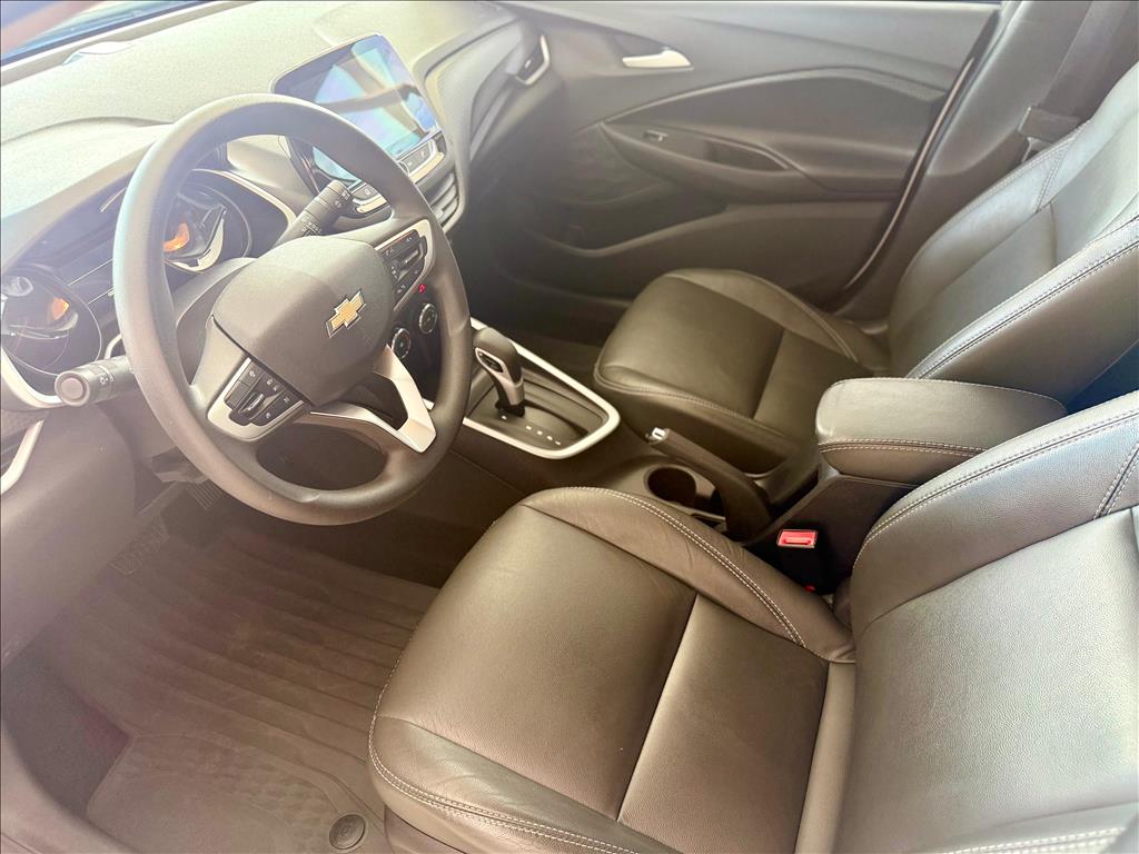 ONIX PLUS 1.0 TURBO FLEX LT AUTOMÁTICO10