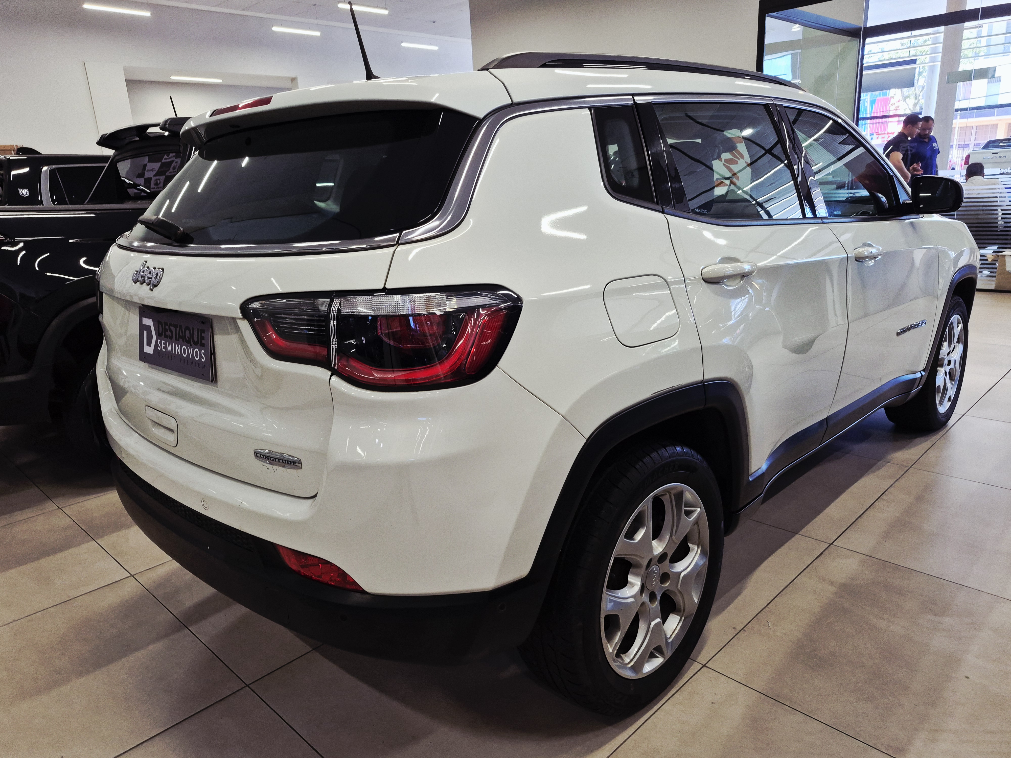 Foto ilustrativa do carro