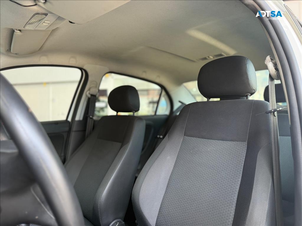 VOLKSWAGEN VOYAGE 1.0 12V MPI TOTALFLEX 4P MANUAL
