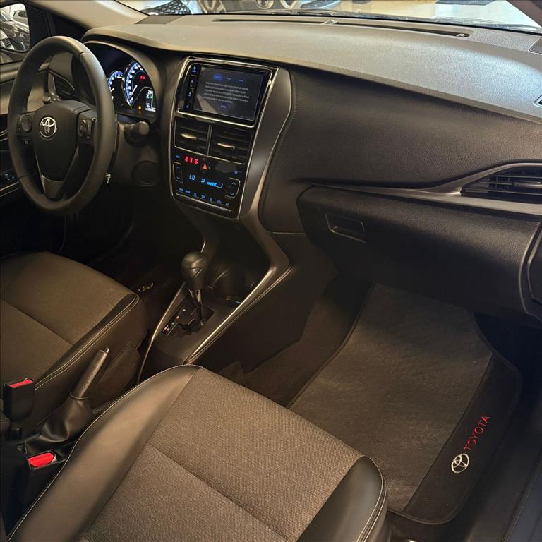 YARIS 1.5 16V FLEX SEDAN XS CONNECT MULTIDRIVE9