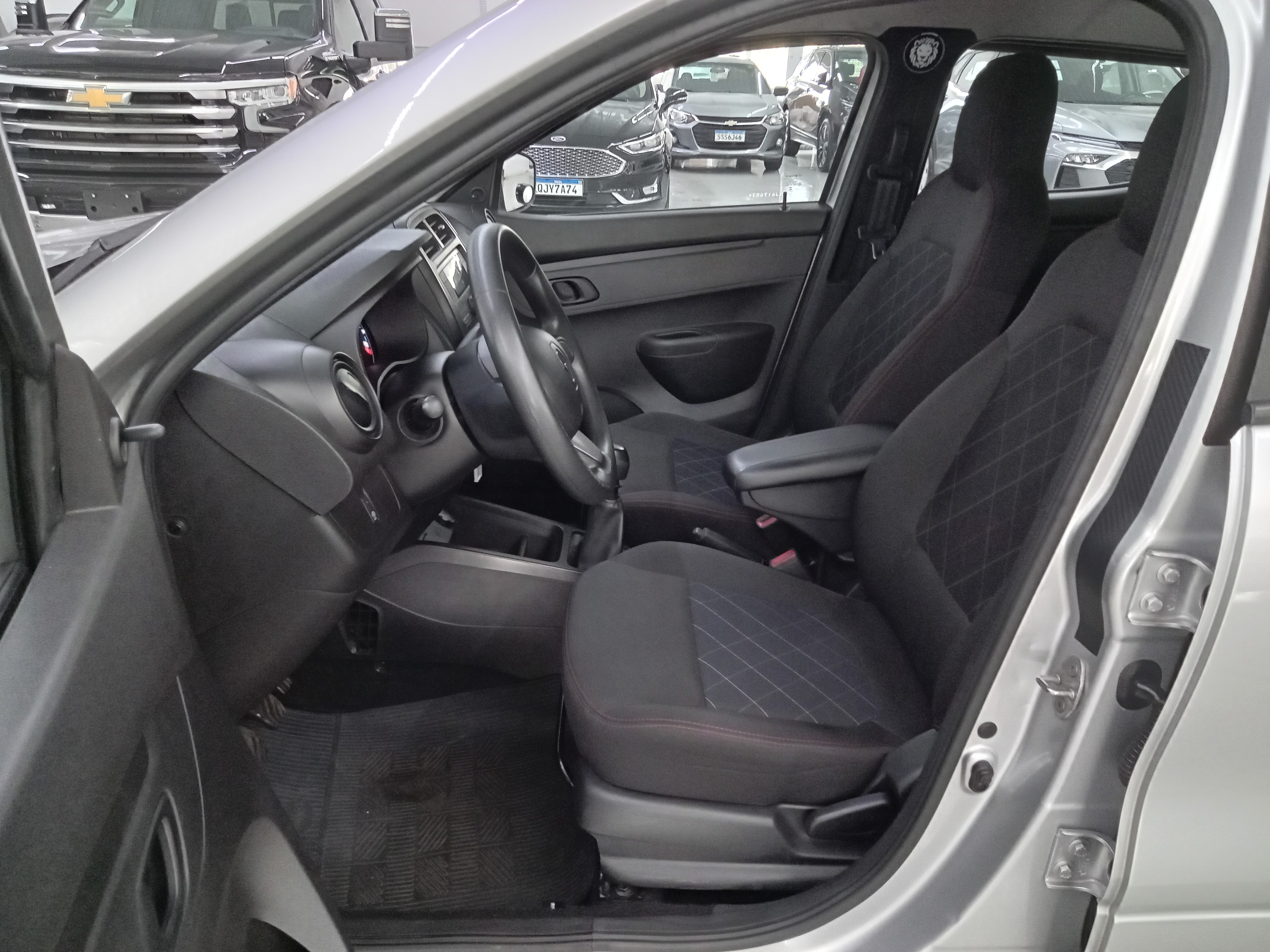 KWID 1.0 12V SCE FLEX ZEN MANUAL7