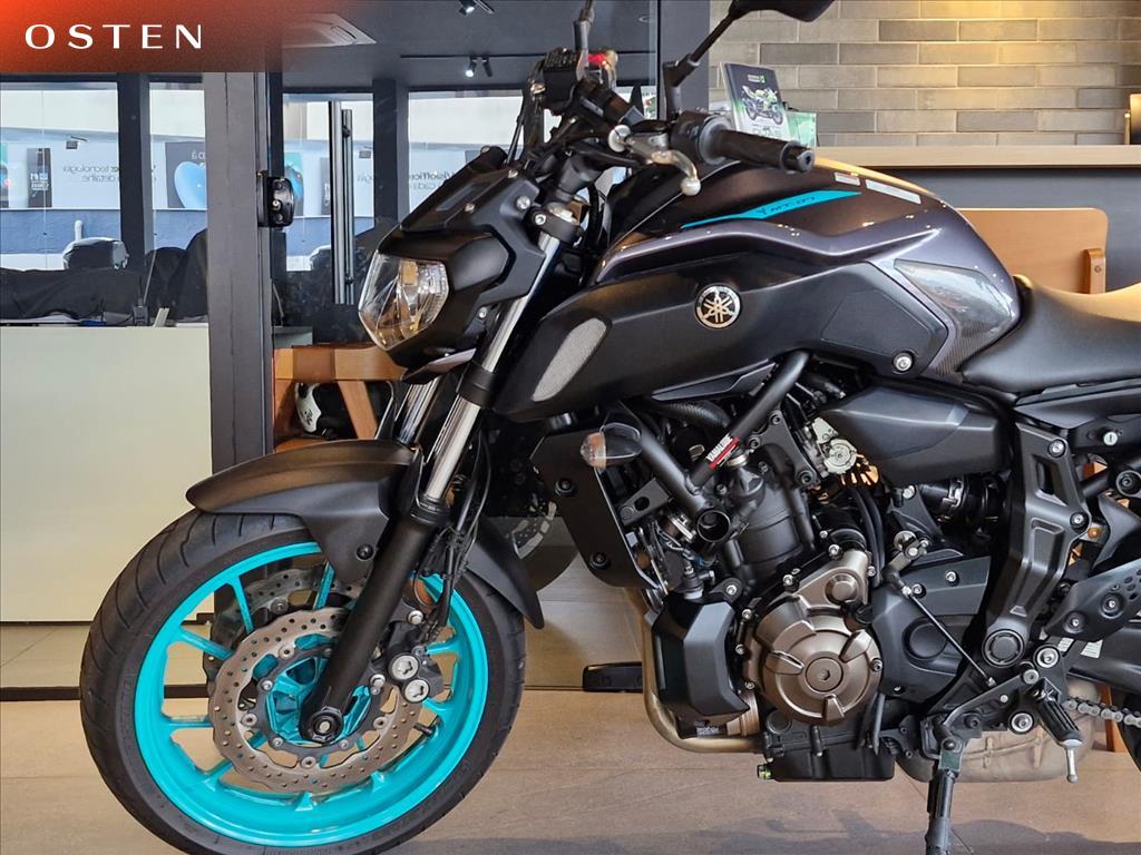 YAMAHA-MT-07-ABS