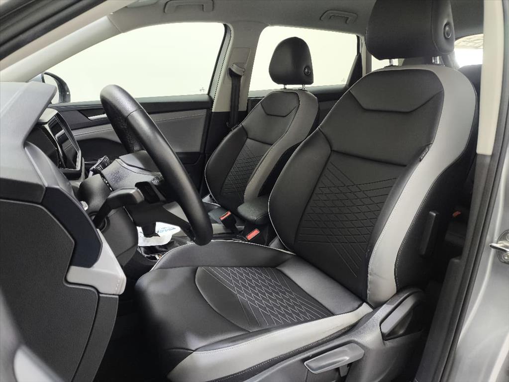 TAOS 1.4 250 TSI TOTAL FLEX COMFORTLINE AUTOMÁTICO10