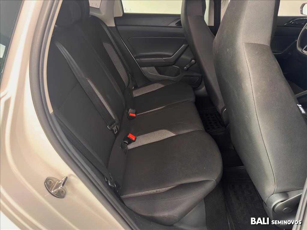 POLO 1.0 MPI TRACK MANUAL14