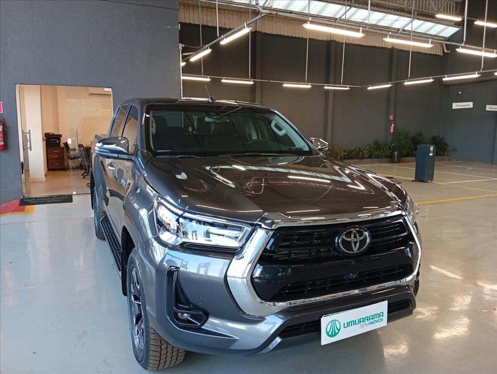 HILUX 2.8 D-4D TURBO DIESEL CD SRX 4X4 AUTOMÁTICO1