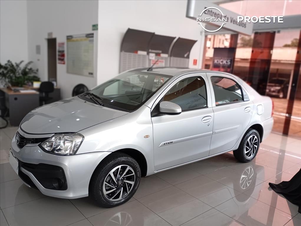 ETIOS 1.5 X SEDAN 16V FLEX 4P AUTOMÁTICO3