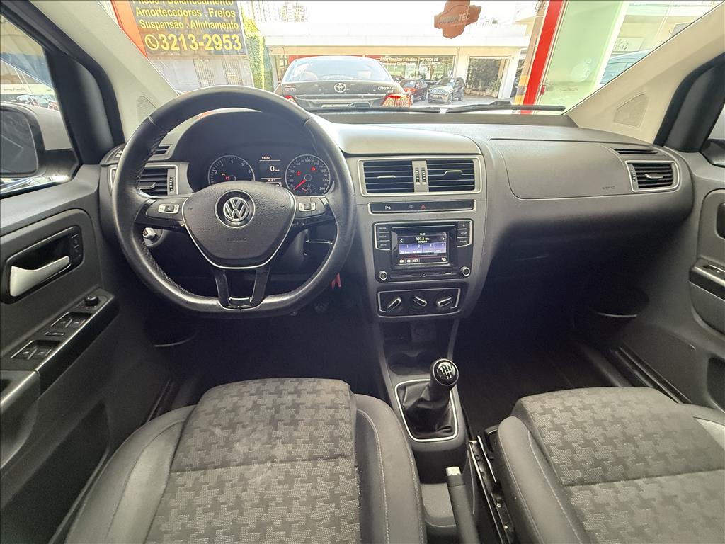 Volkswagen Fox - 1.6 MSI COMFORTLINE 8V FLEX 4P MANUAL