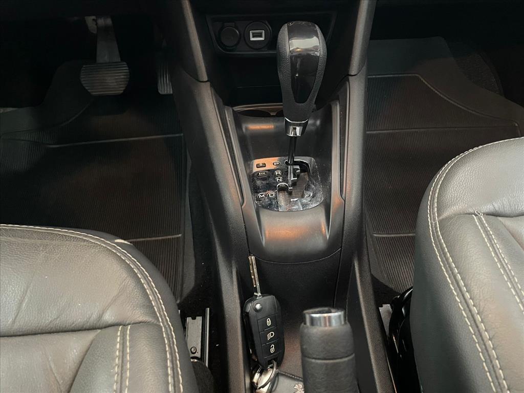 Peugeot-2008-1.6 16V FLEX ALLURE PACK 4P AUTOMÁTICO