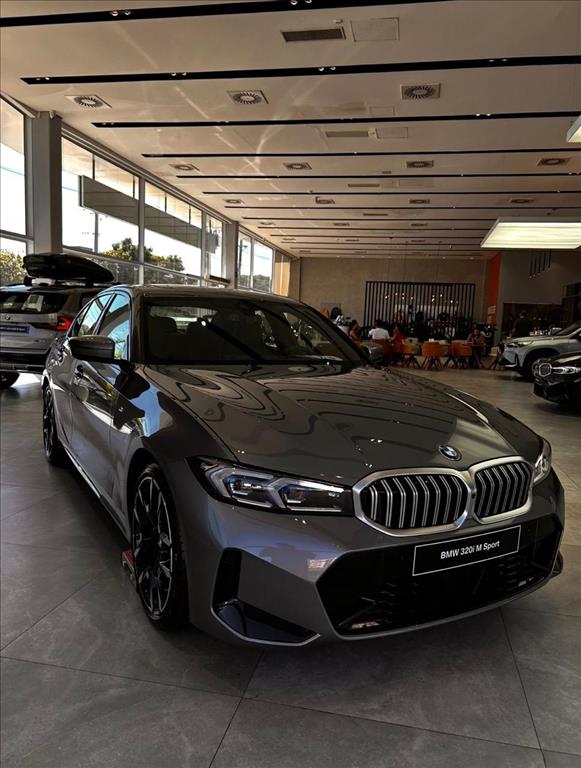 BMW-320i-2.0 16V TURBO FLEX M SPORT AUTOMÁTICO
