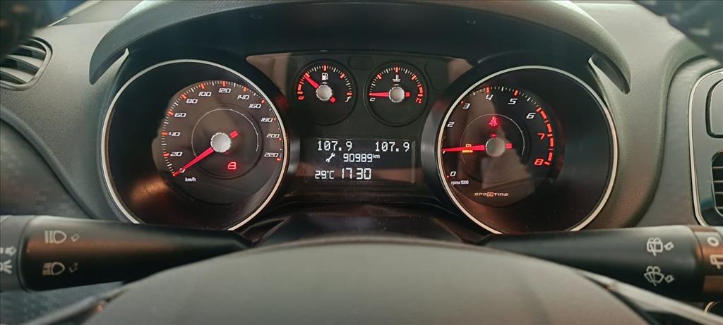 PUNTO 1.8 SPORTING 16V FLEX 4P MANUAL7