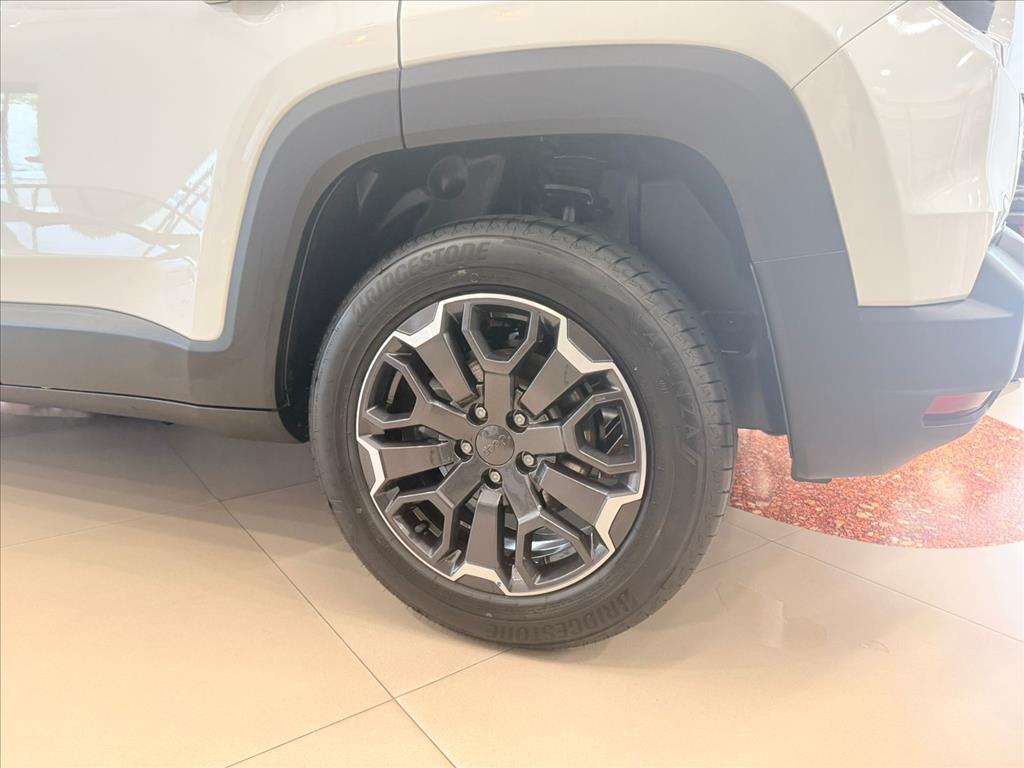 RENEGADE 1.3 T270 TURBO FLEX ALTITUDE AT610