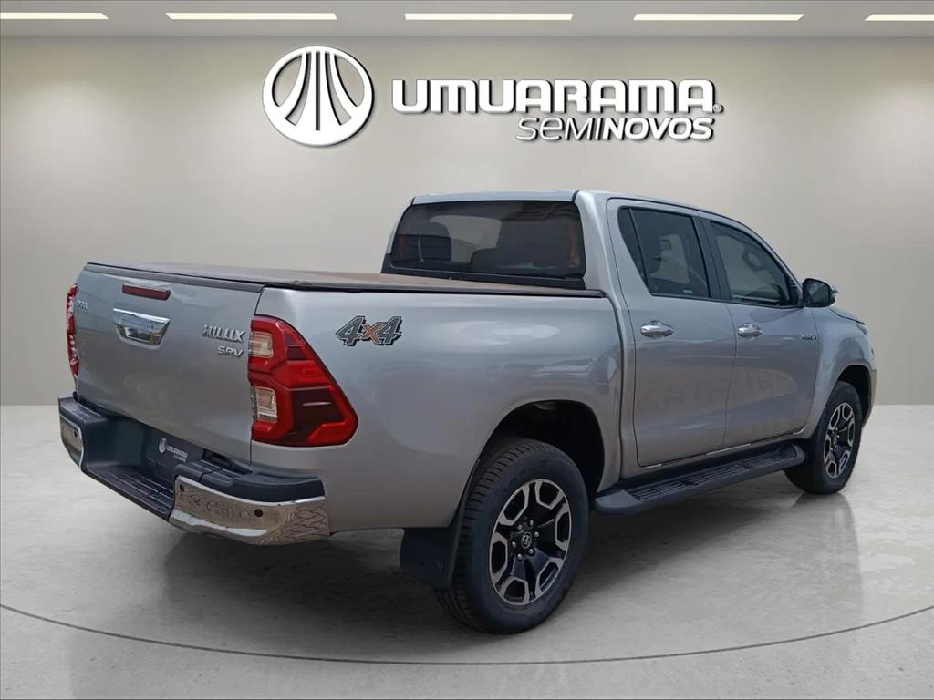 HILUX 2.8 D-4D TURBO DIESEL CD SRV 4X4 AUTOMÁTICO3