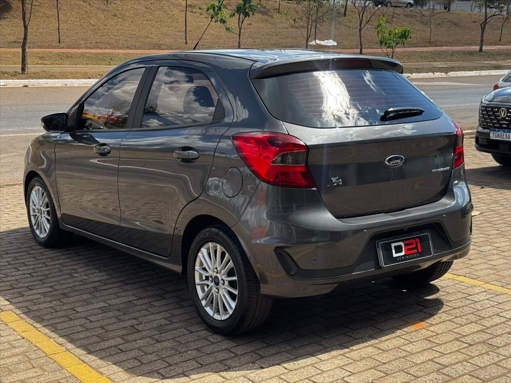 Ford-KA-1.5 TI-VCT FLEX TITANIUM AUTOMÁTICO