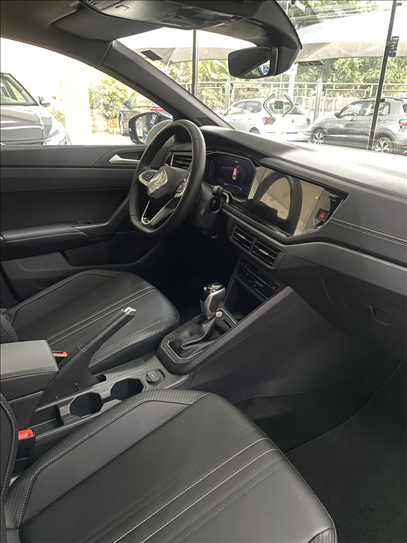 NIVUS 1.0 200 TSI TOTAL FLEX HIGHLINE AUTOMÁTICO5