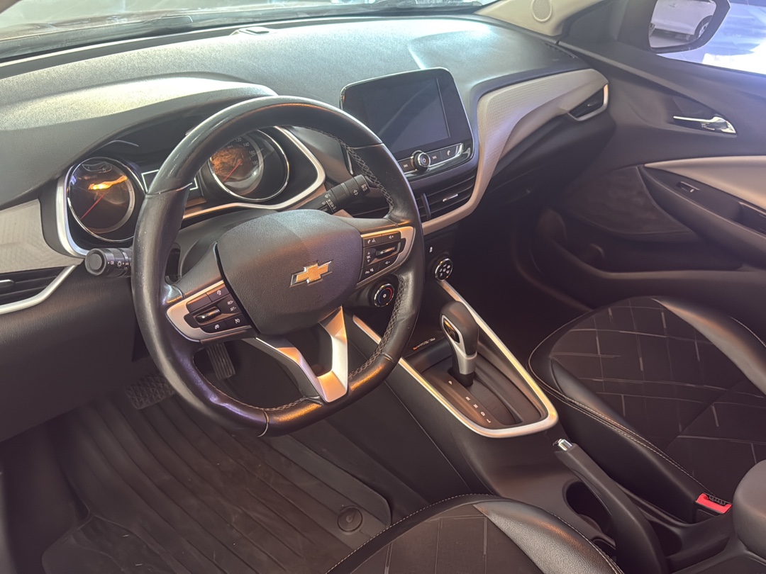 ONIX PLUS 1.0 TURBO FLEX AUTOMÁTICO6