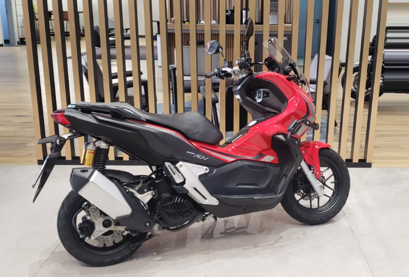 HONDA-ADV-ADV