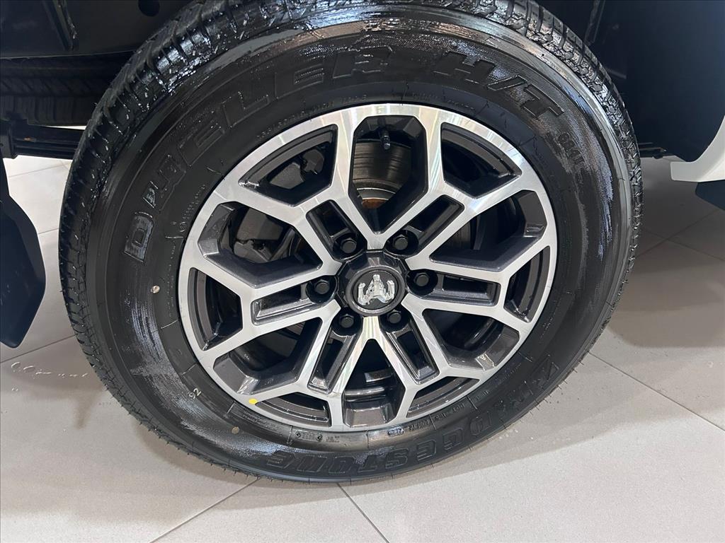 DAKOTA 2.2 TURBO DIESEL LARAMIE 4X4 AUTOMÁTICO5