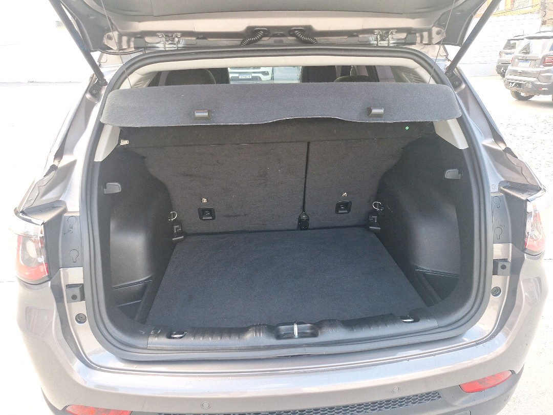 COMPASS 2.0 16V DIESEL LIMITED 4X4 AUTOMÁTICO9