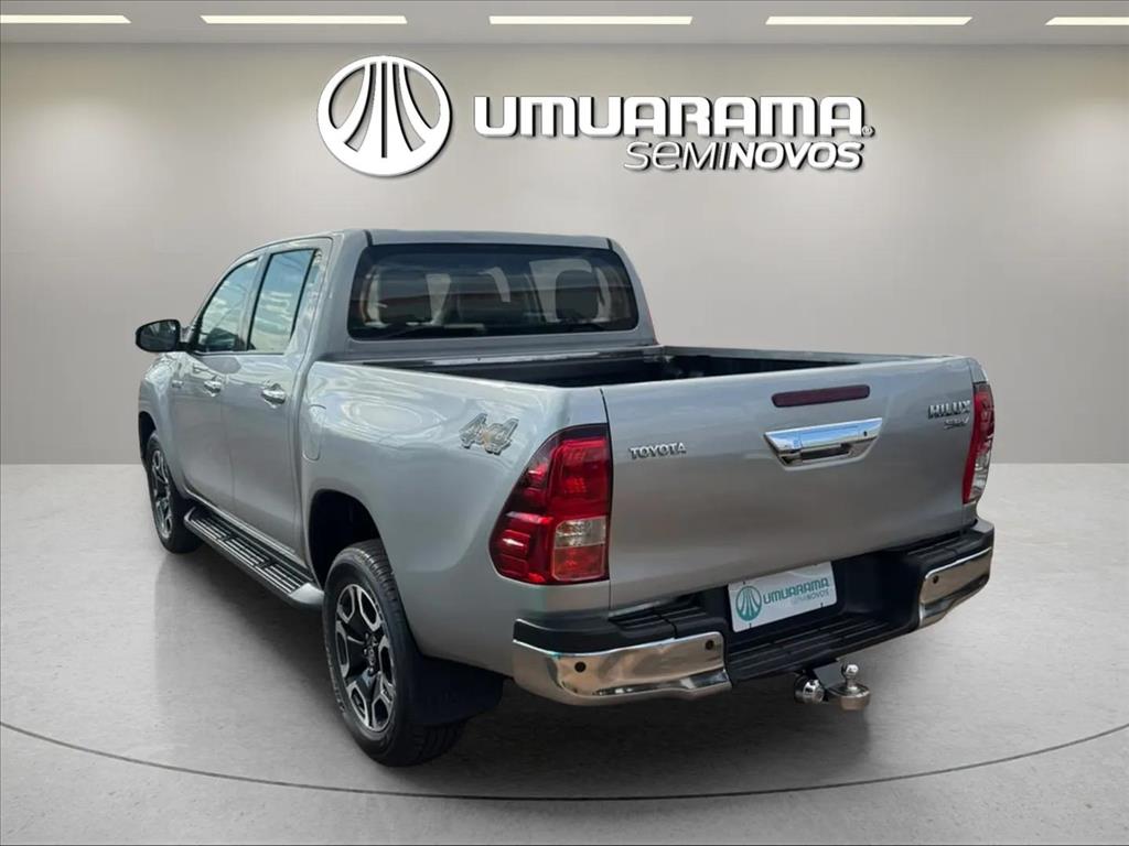 HILUX 2.8 D-4D TURBO DIESEL CD SRV 4X4 AUTOMÁTICO3