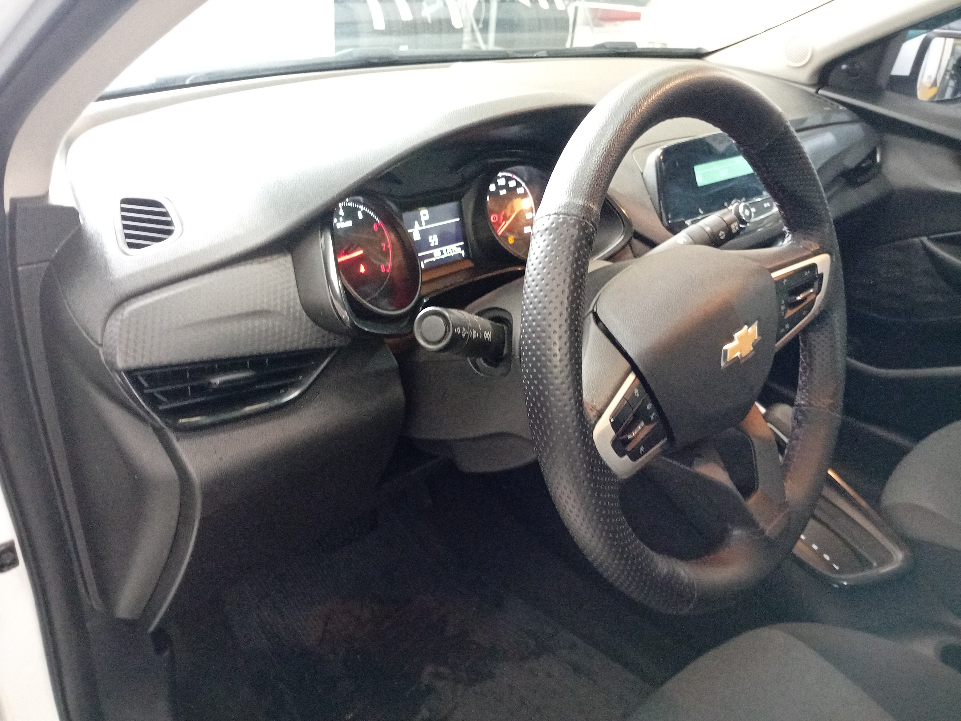 ONIX PLUS 1.0 TURBO FLEX LT AUTOMÁTICO6
