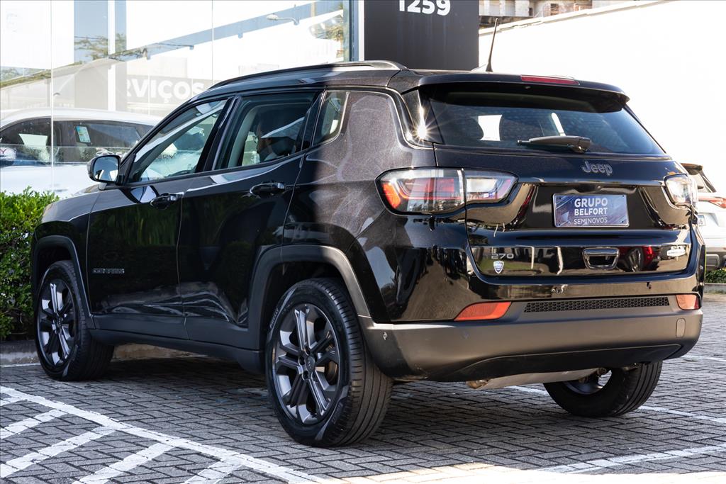 Jeep-COMPASS-1.3 T270 TURBO FLEX LONGITUDE AT6