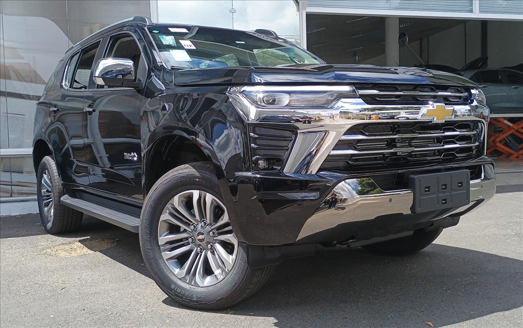 TRAILBLAZER 2.8 16V TURBO DIESEL HIGH COUNTRY 7L 4X4 AUTOMÁTICO