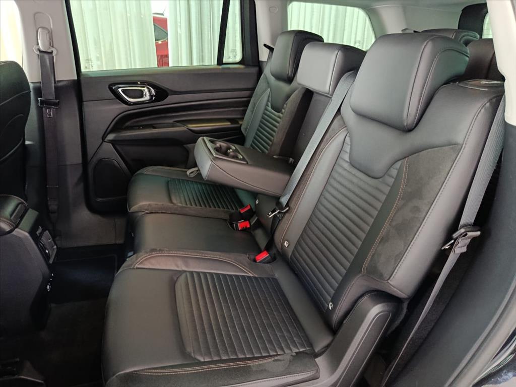 COMMANDER 1.3 T270 TURBO FLEX LIMITED AT69