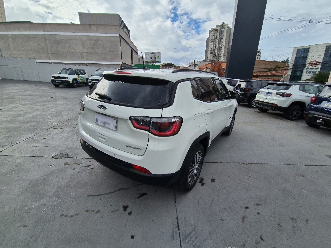 COMPASS 2.0 16V FLEX SPORT AUTOMÁTICO4