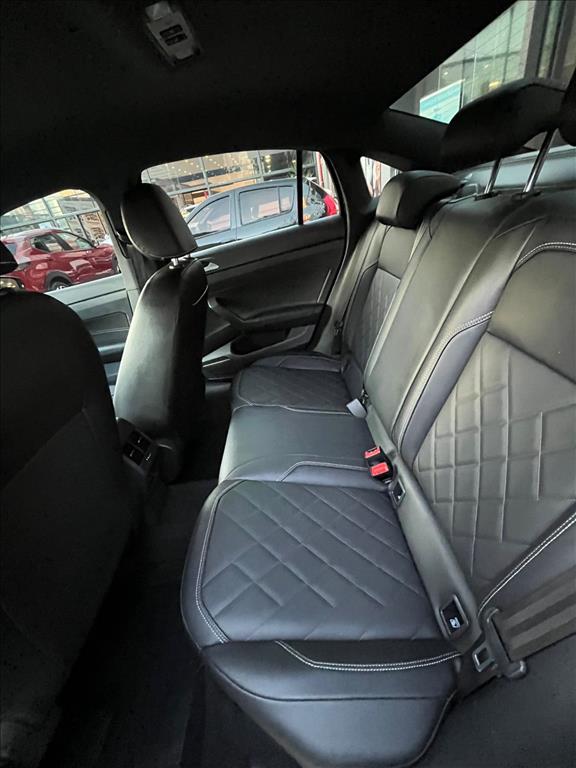 VIRTUS 1.4 250 TSI EXCLUSIVE AUTOMÁTICO9
