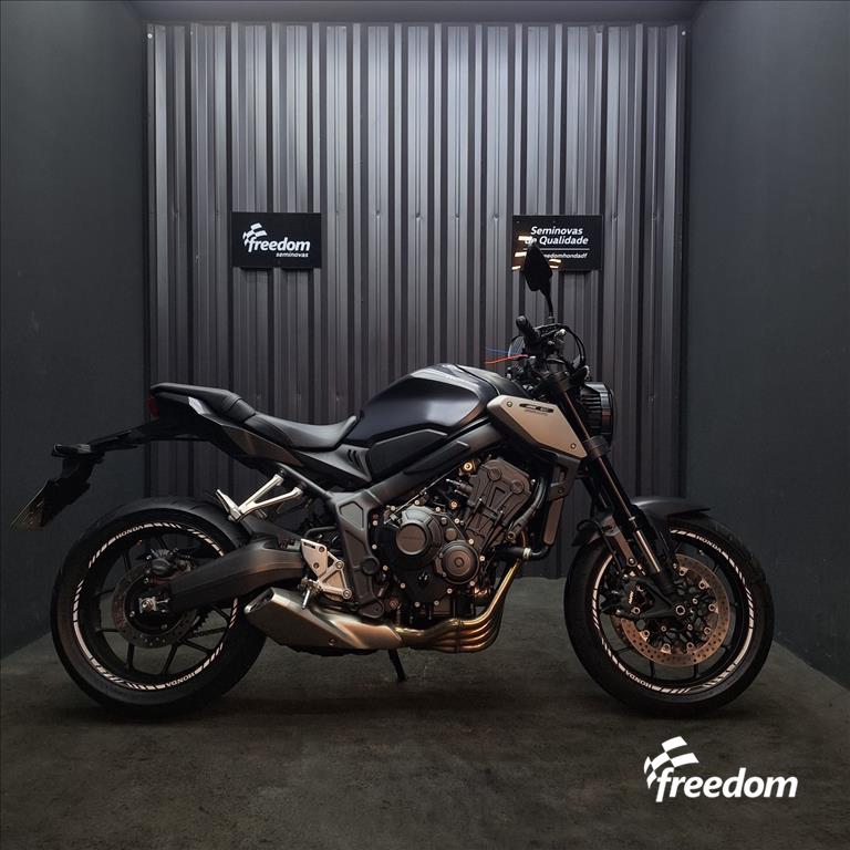 Moto HONDA do modelo CB 650 R ABS 2024/2024