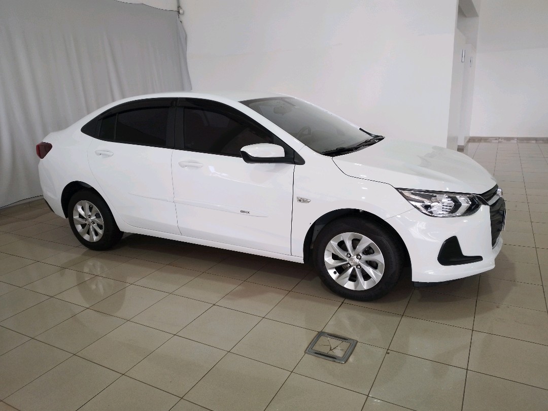 GM - Chevrolet-ONIX PLUS-1.0 TURBO FLEX LT MANUAL