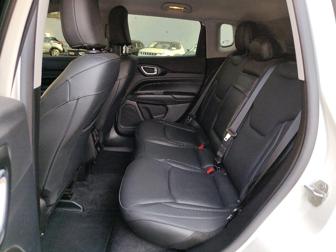 COMPASS 1.3 T270 TURBO FLEX LONGITUDE AT68