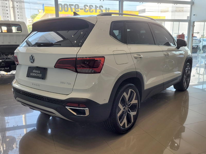 TAOS 1.4 250 TSI TOTAL FLEX HIGHLINE AUTOMÁTICO4