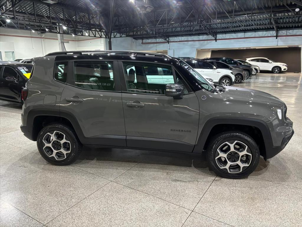 RENEGADE 1.3 T270 TURBO FLEX TRAILHAWK 4X4 AT9 RENEGADE 1.3 T270 TURBO FLEX TRAILHAWK 4X4 AT9